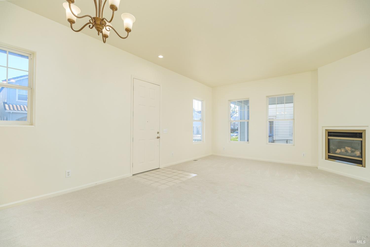 3864 Louis Krohn Dr