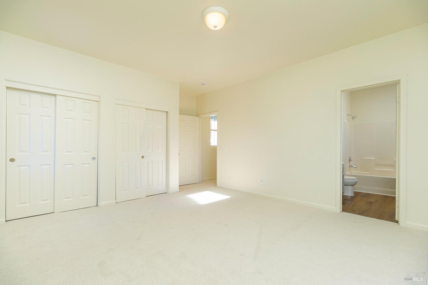 3864 Louis Krohn Dr