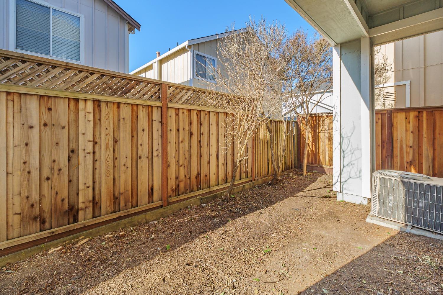 3864 Louis Krohn Dr
