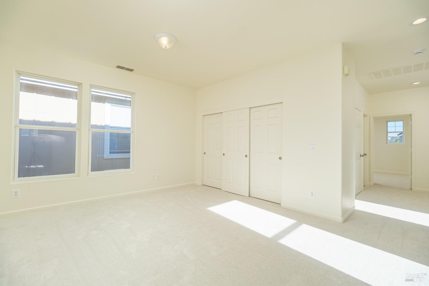 3864 Louis Krohn Dr