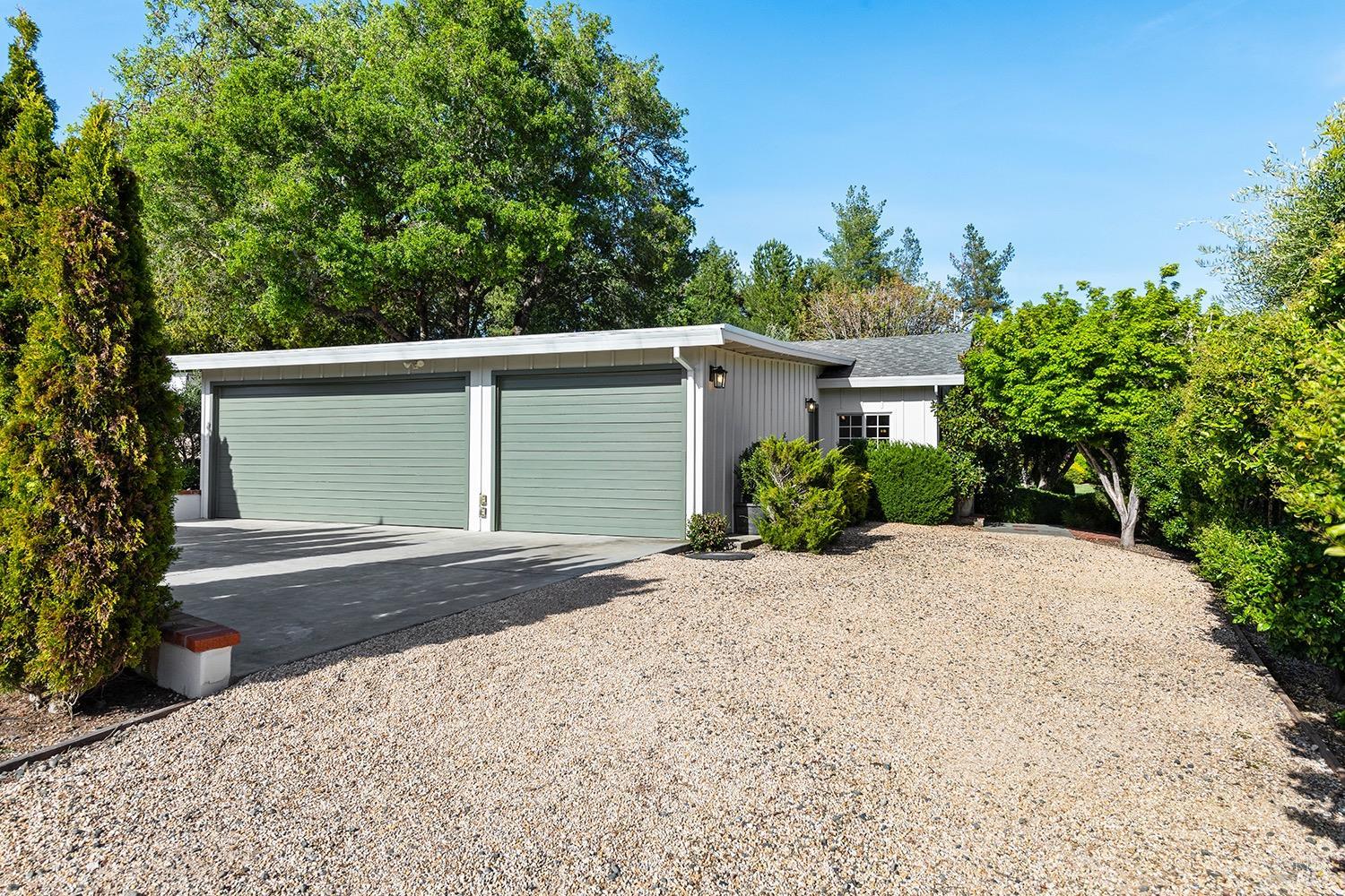 5222 No Name Road