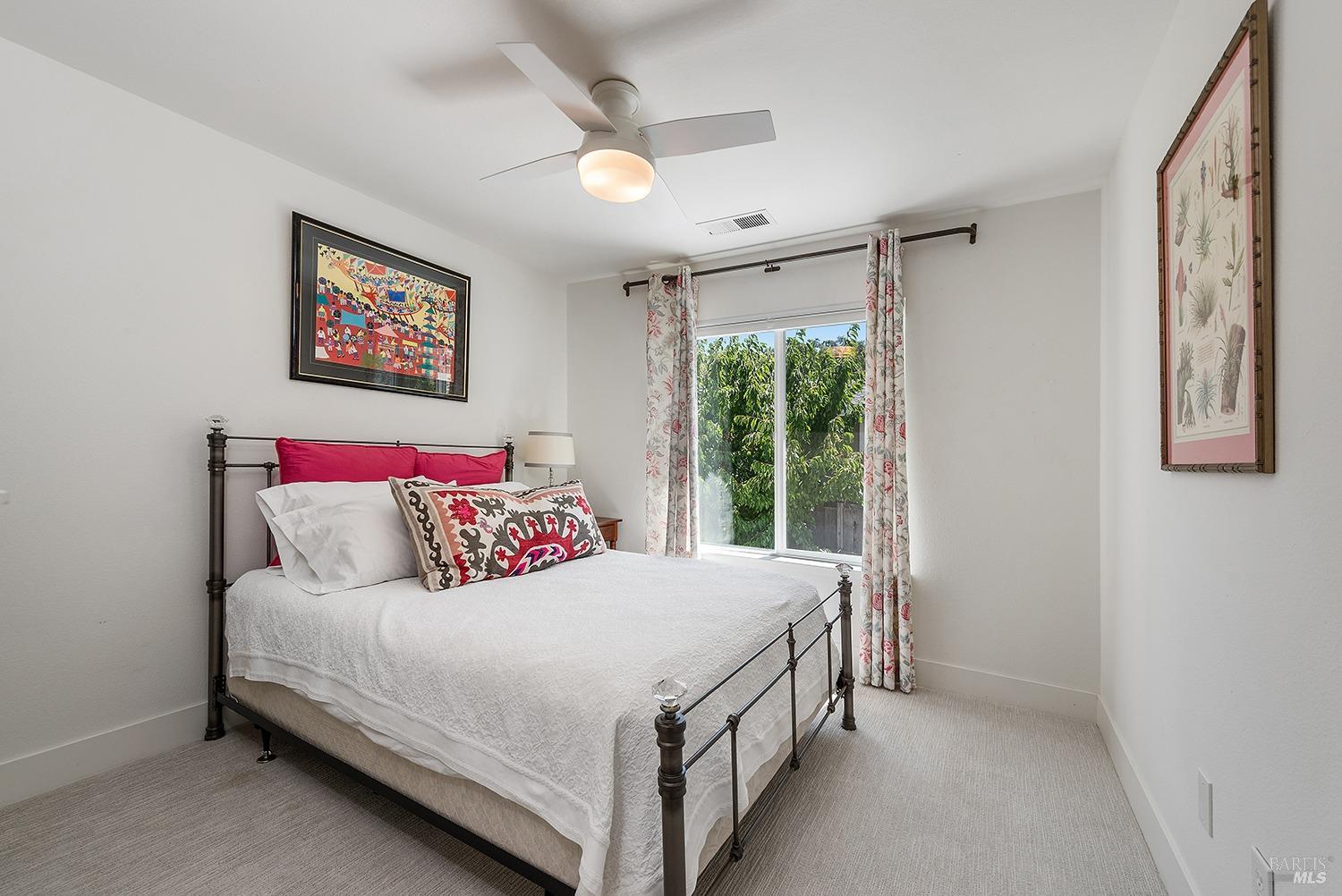 324 Moonlight Cir