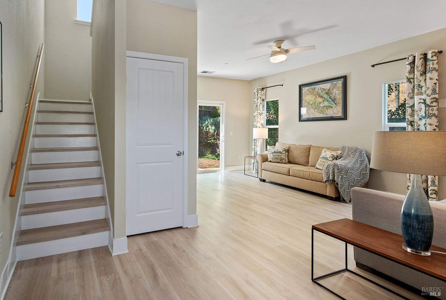 324 Moonlight Cir