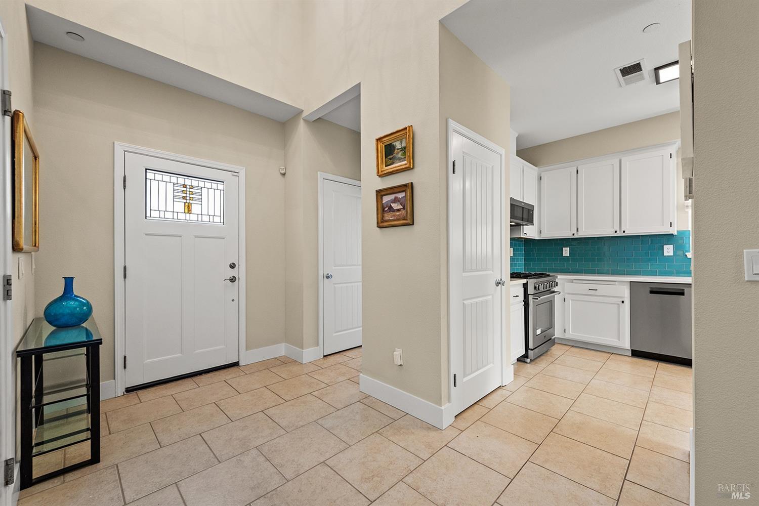 324 Moonlight Cir