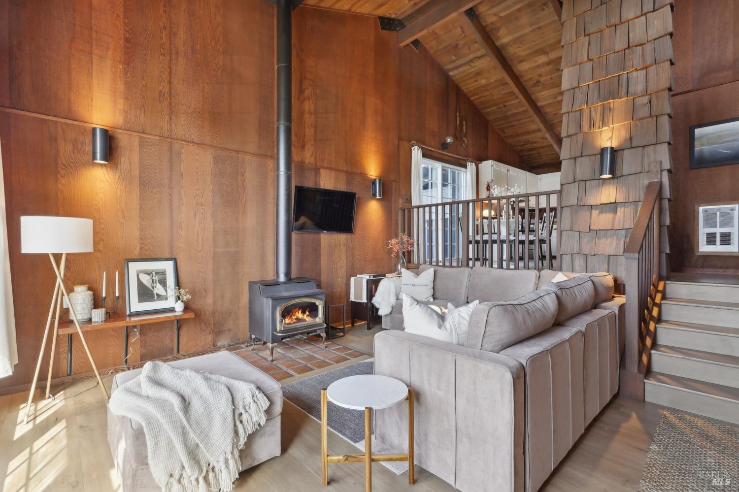 150 Oceana Dr