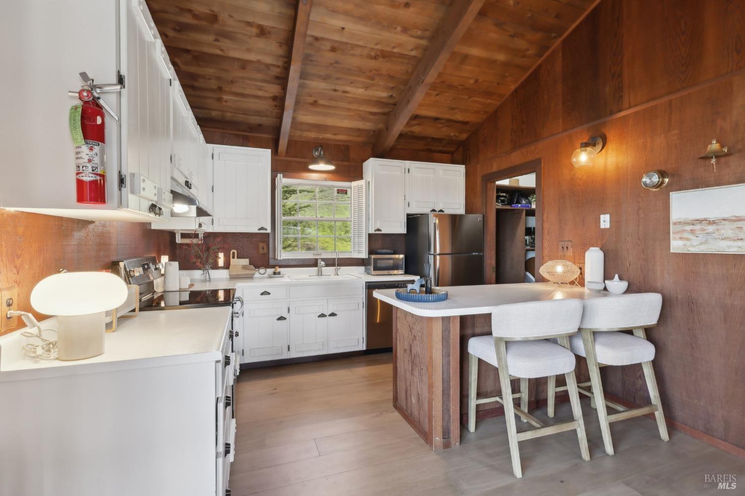 150 Oceana Dr