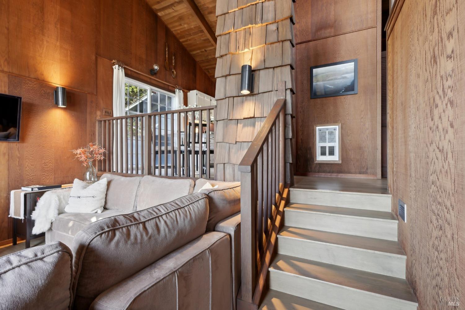 150 Oceana Dr
