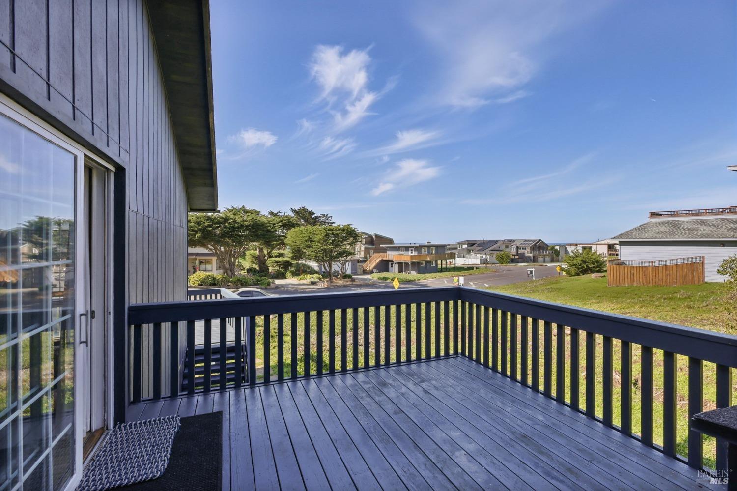 150 Oceana Dr