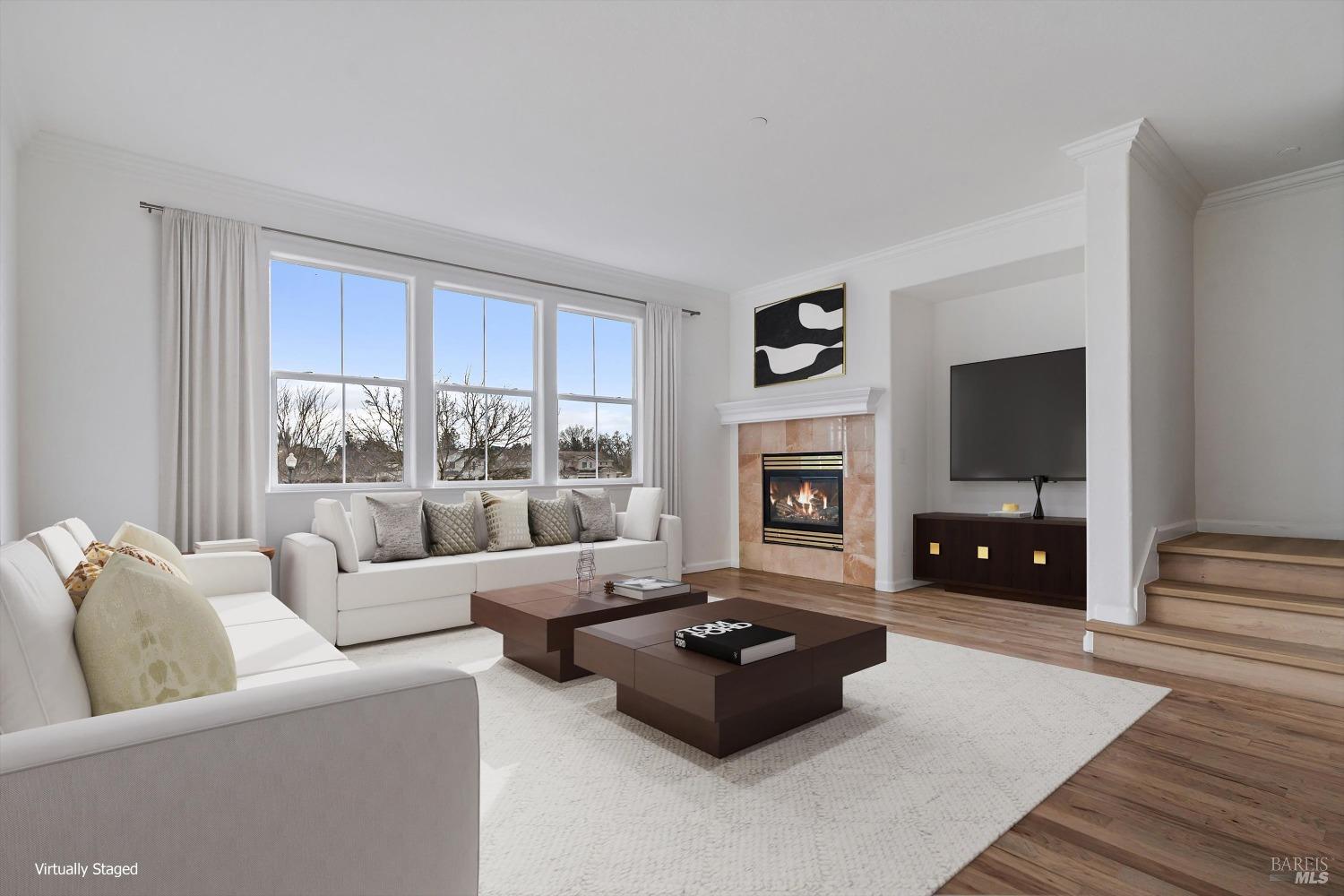 2852 Pearblossom Dr