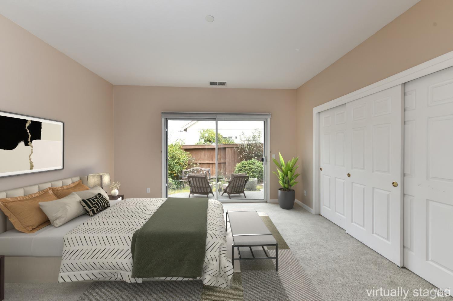833 Peggy Lee Ct