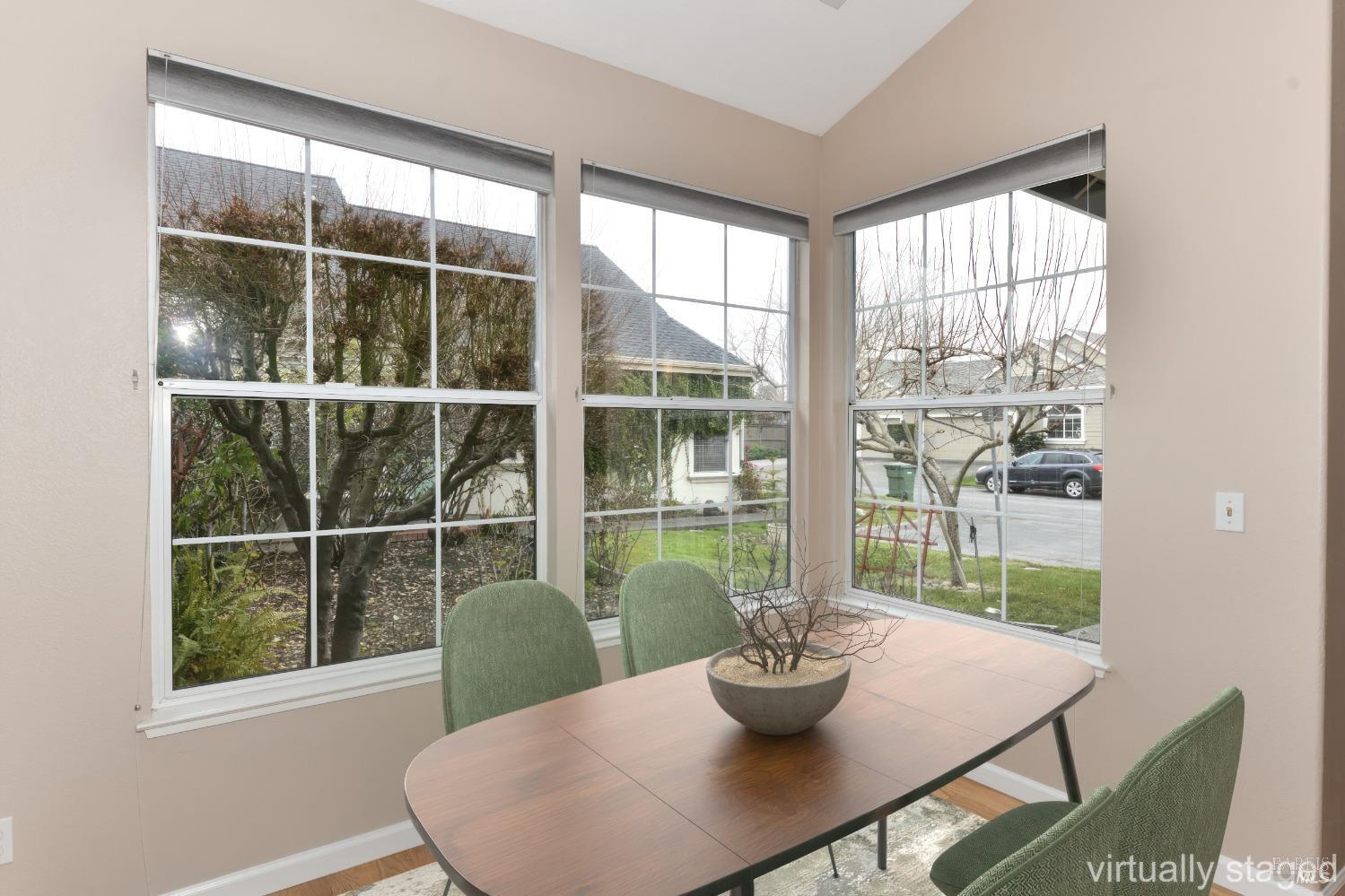 833 Peggy Lee Ct