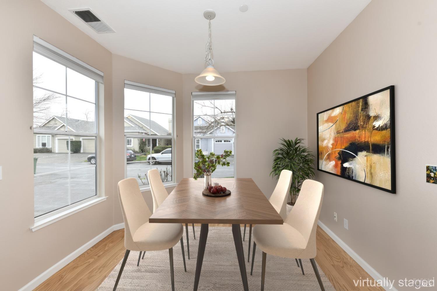 833 Peggy Lee Ct