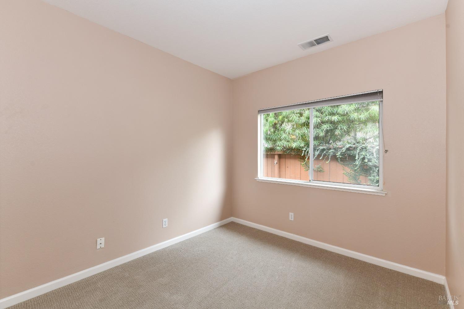 833 Peggy Lee Ct