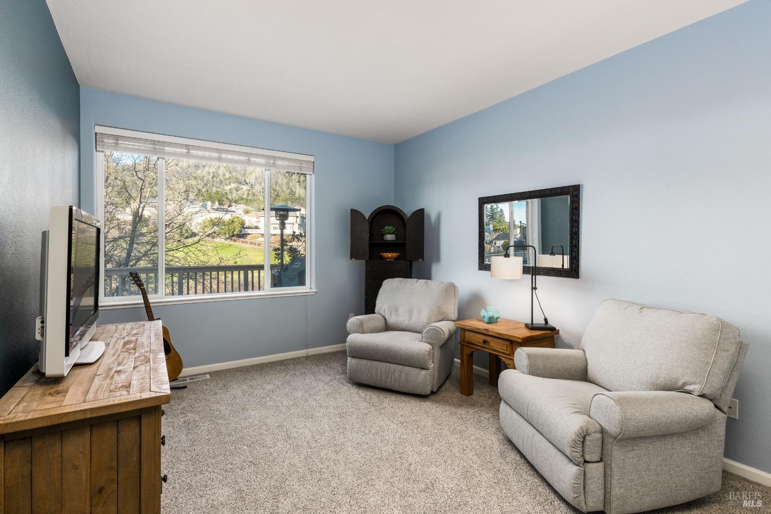 5877 Mountain Hawk Dr