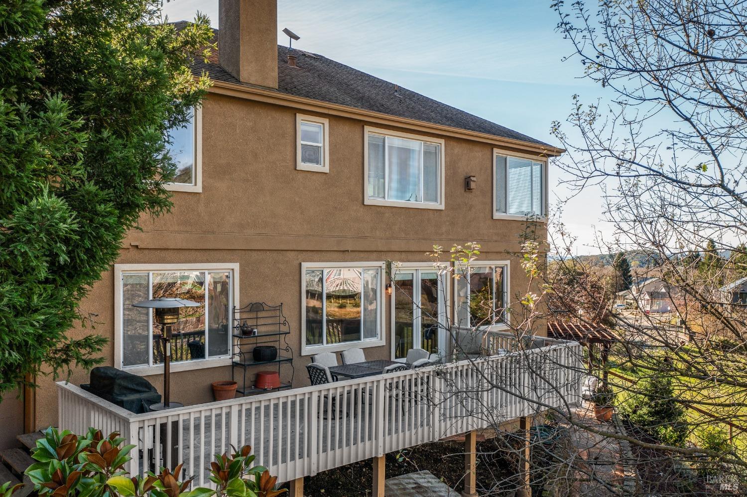 5877 Mountain Hawk Dr