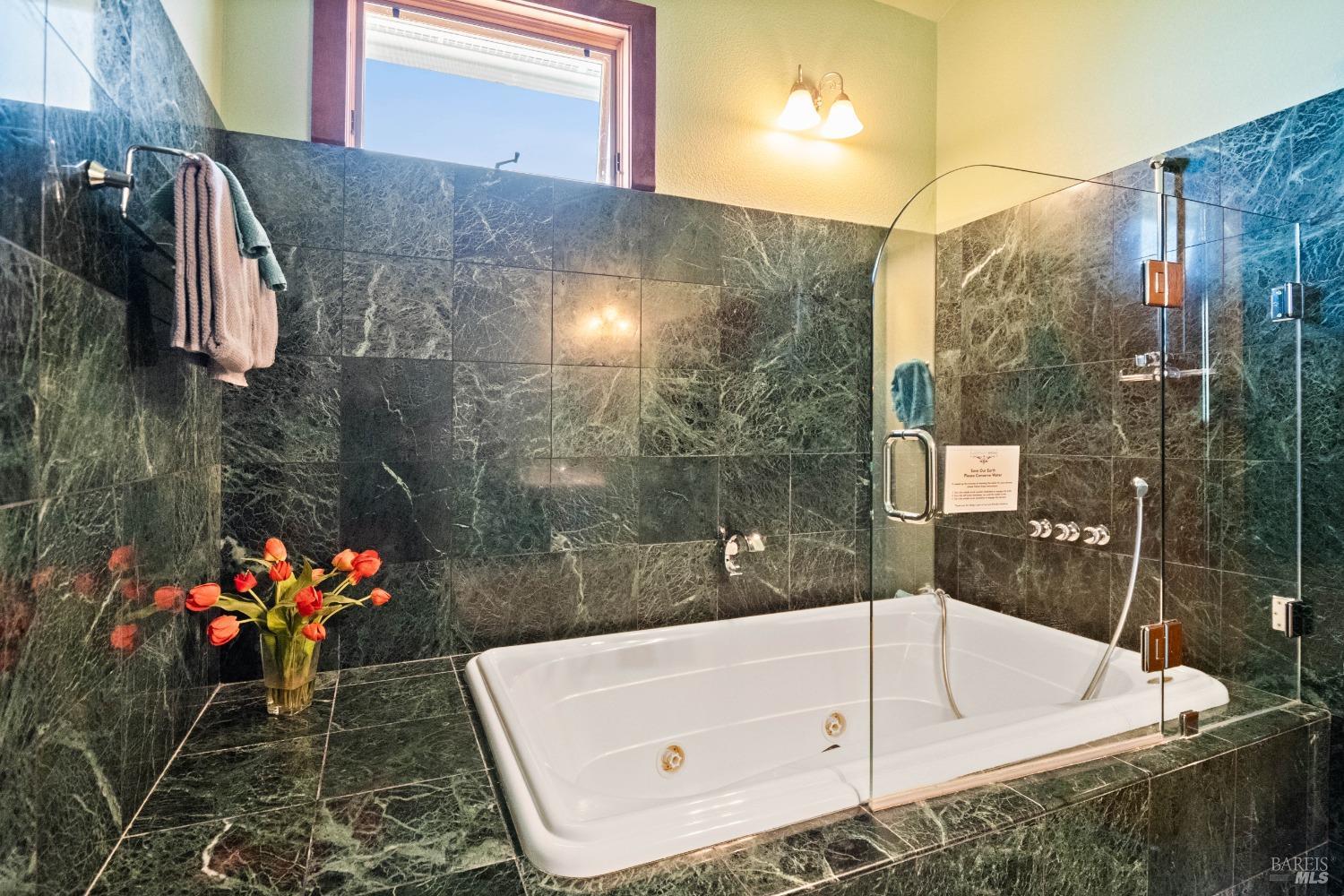 6055 East 20 Highway