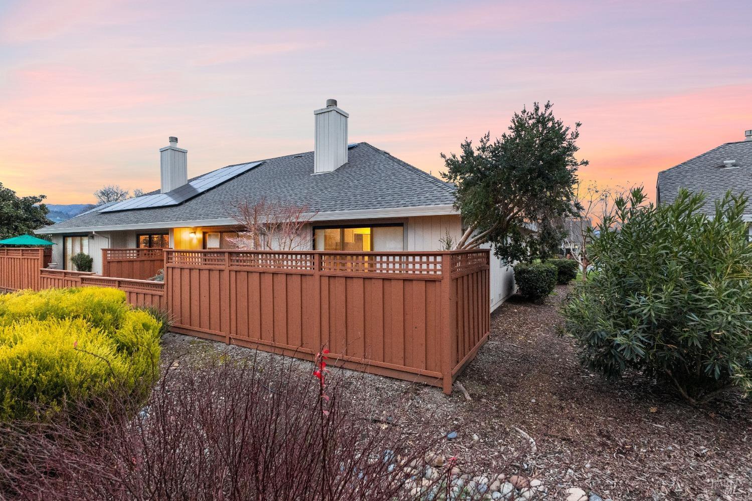 8391 Oakmont Dr