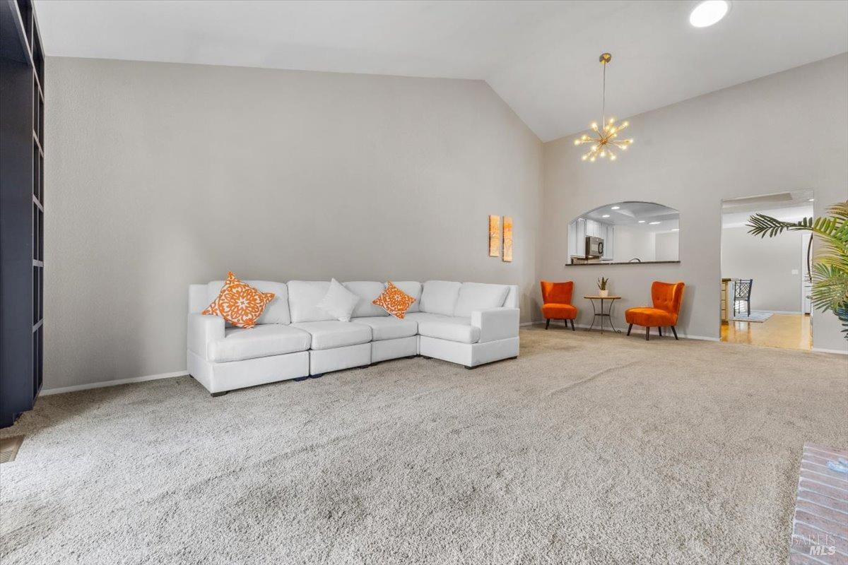 8391 Oakmont Dr