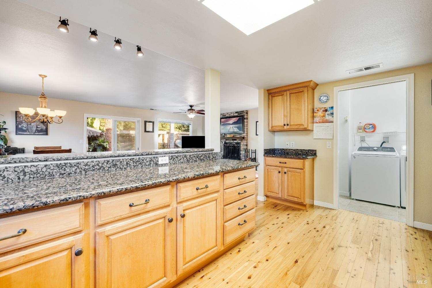 160 W Cotati Oaks Ct