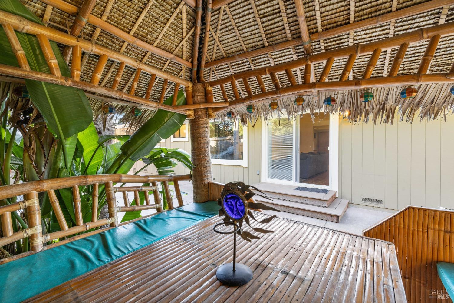 160 W Cotati Oaks Ct