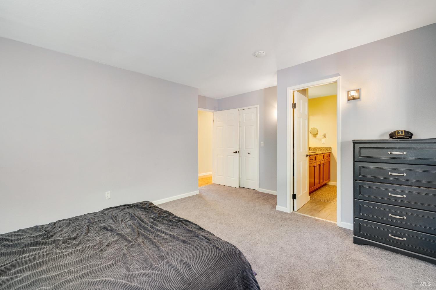 160 W Cotati Oaks Ct