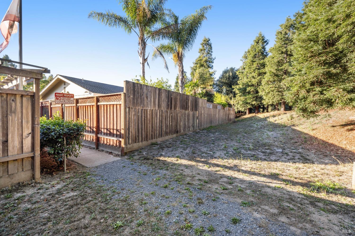 160 W Cotati Oaks Ct