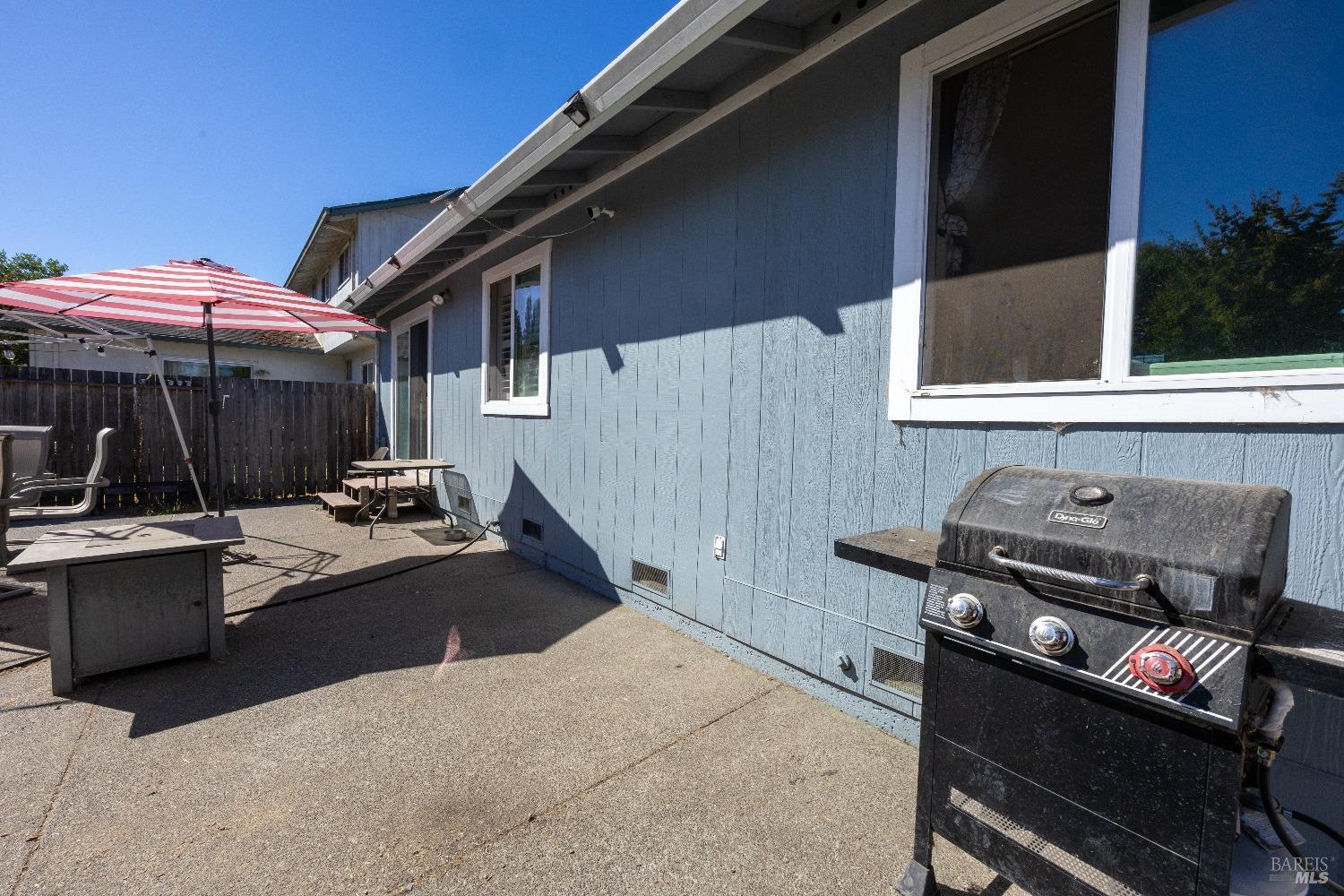 1186 Camino Corinado