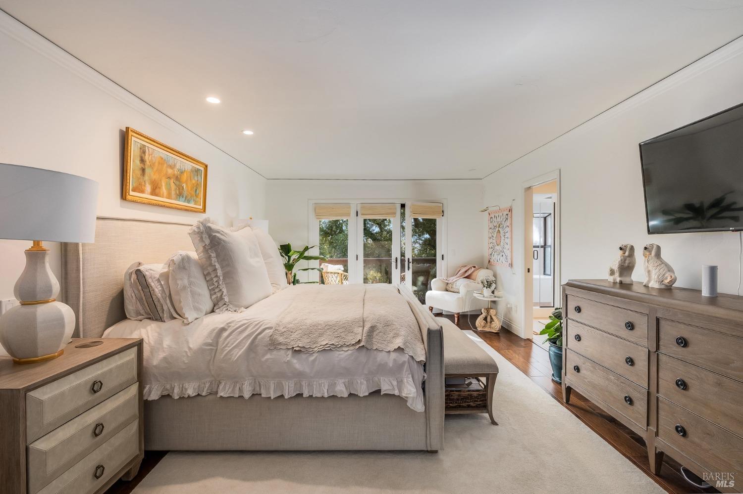 75 2nd Street E