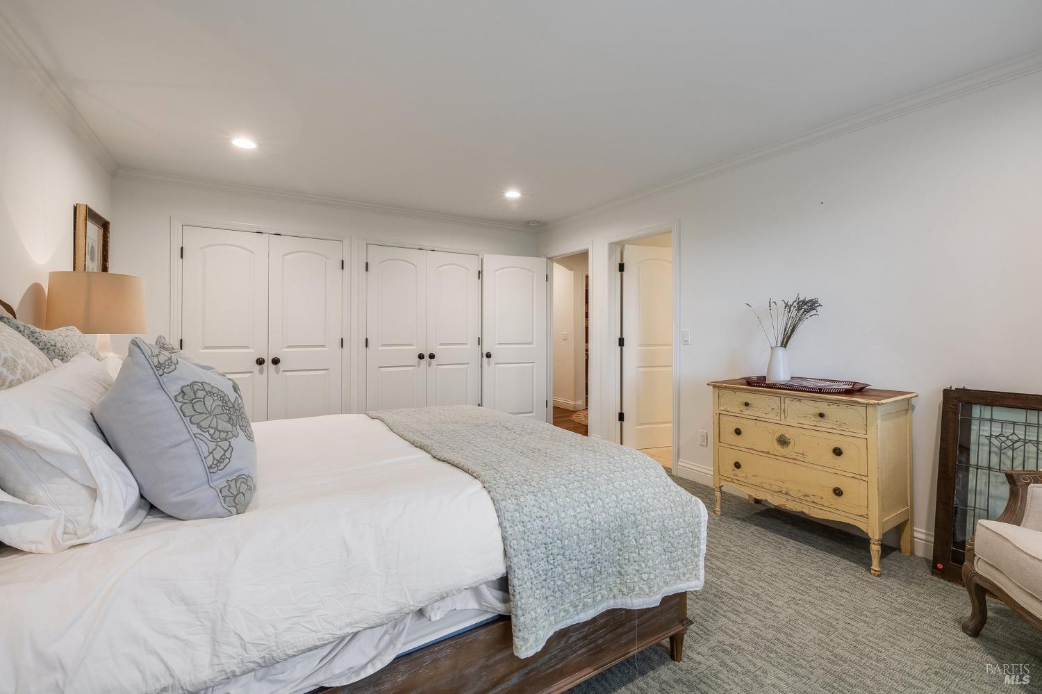 75 2nd Street E