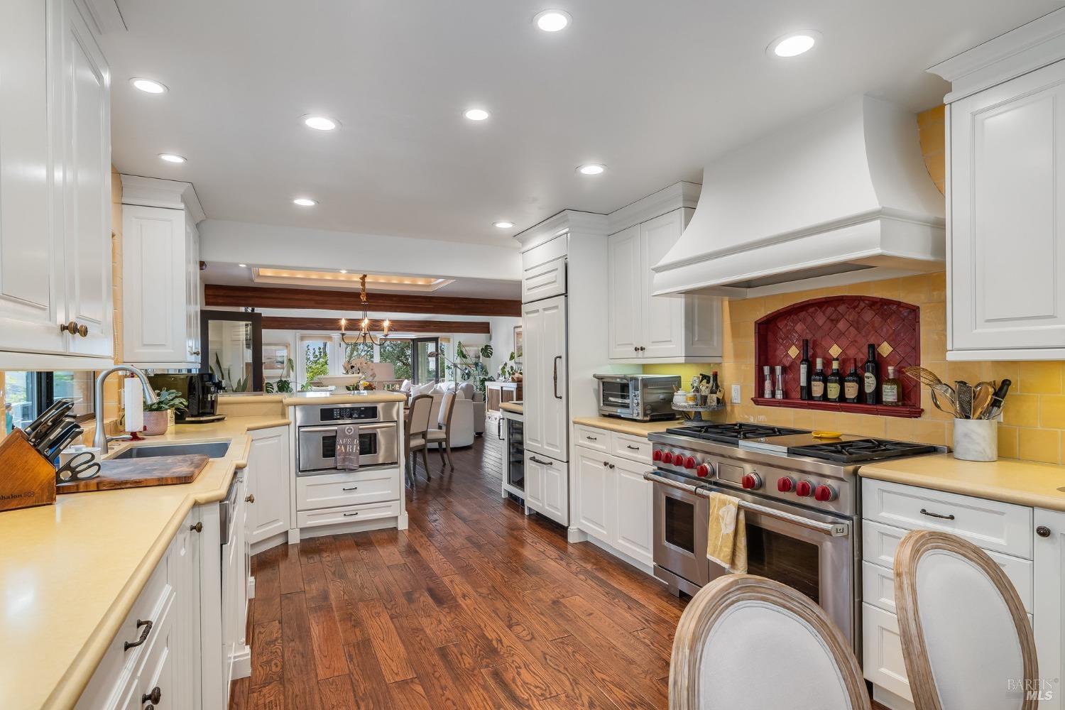 75 2nd Street E