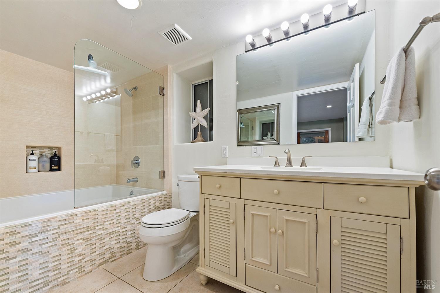 2488 Riverview Dr