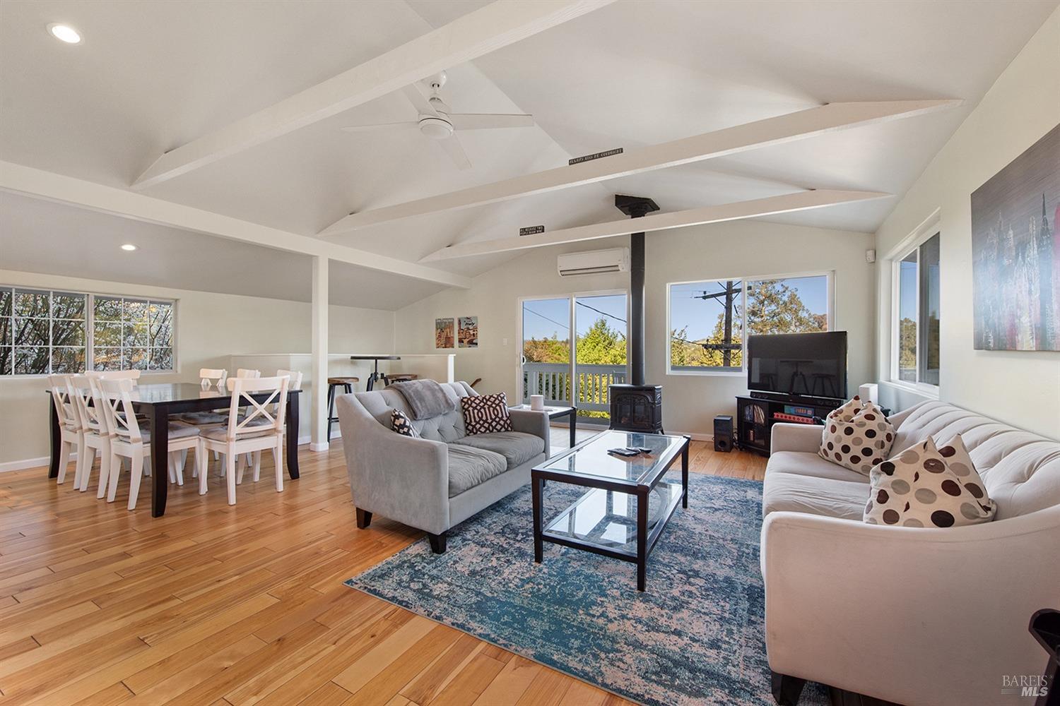 2488 Riverview Dr