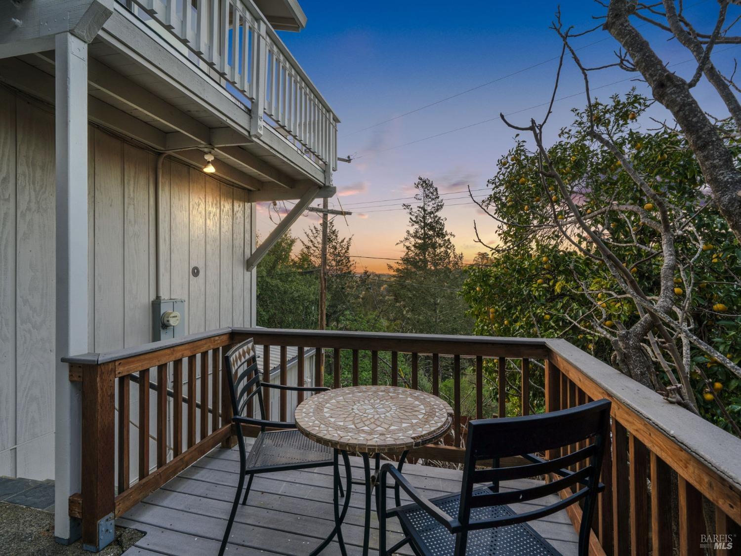 2488 Riverview Dr