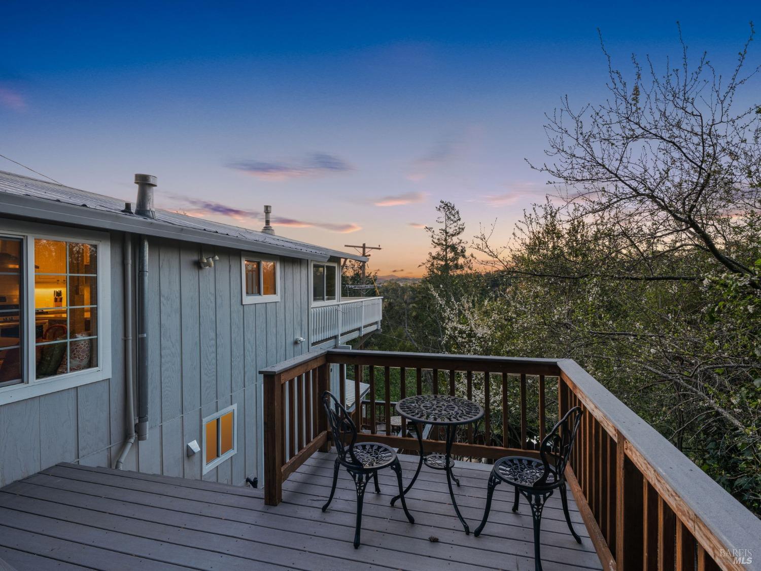 2488 Riverview Dr