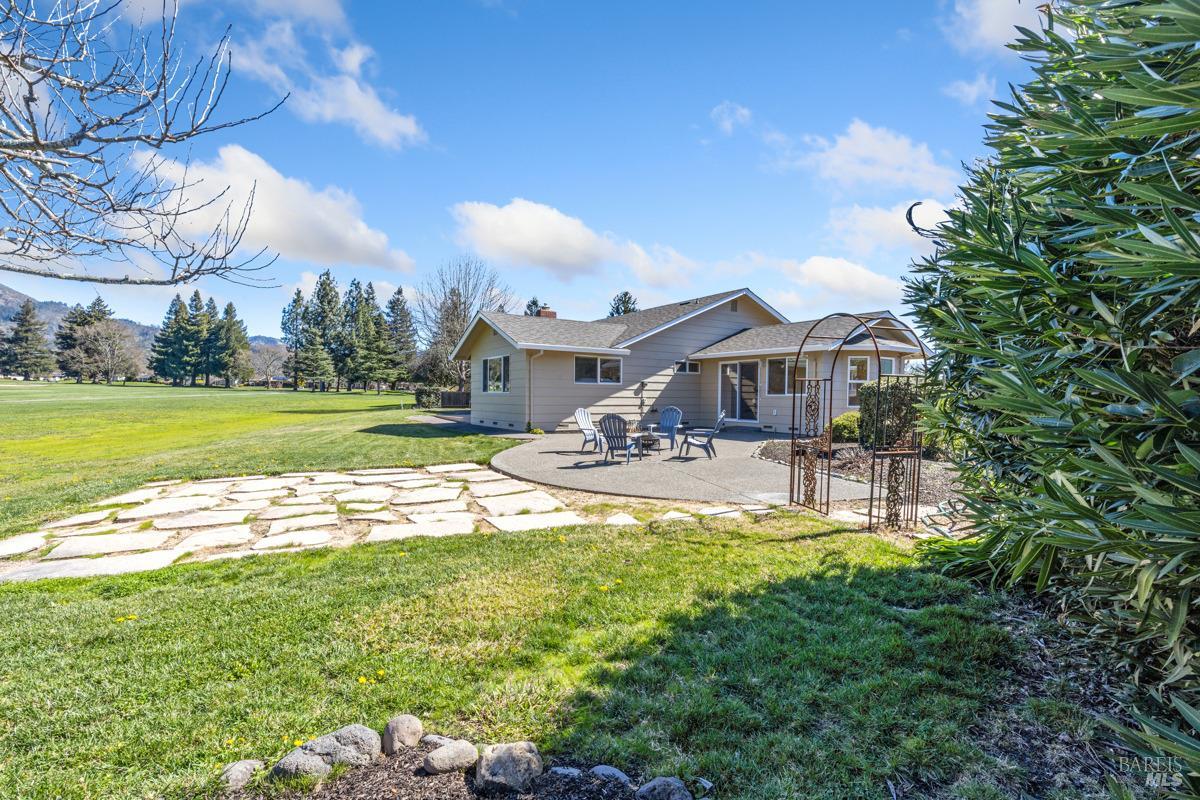14 Valley Oaks Place