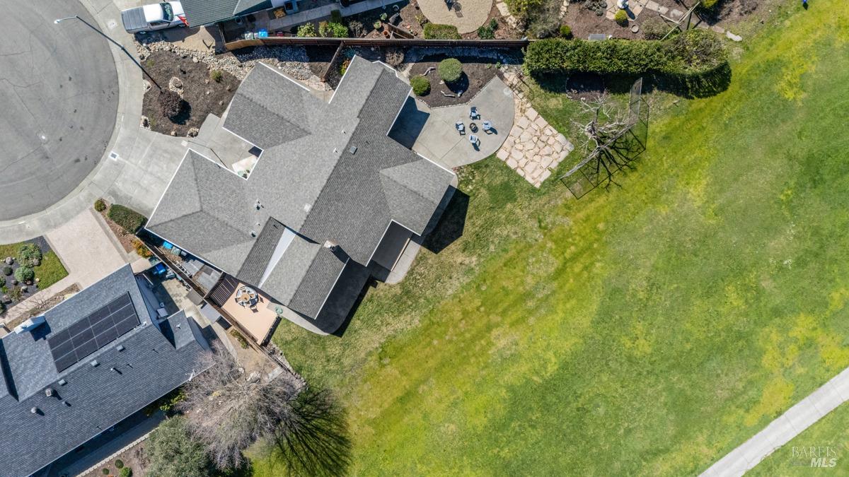 14 Valley Oaks Place