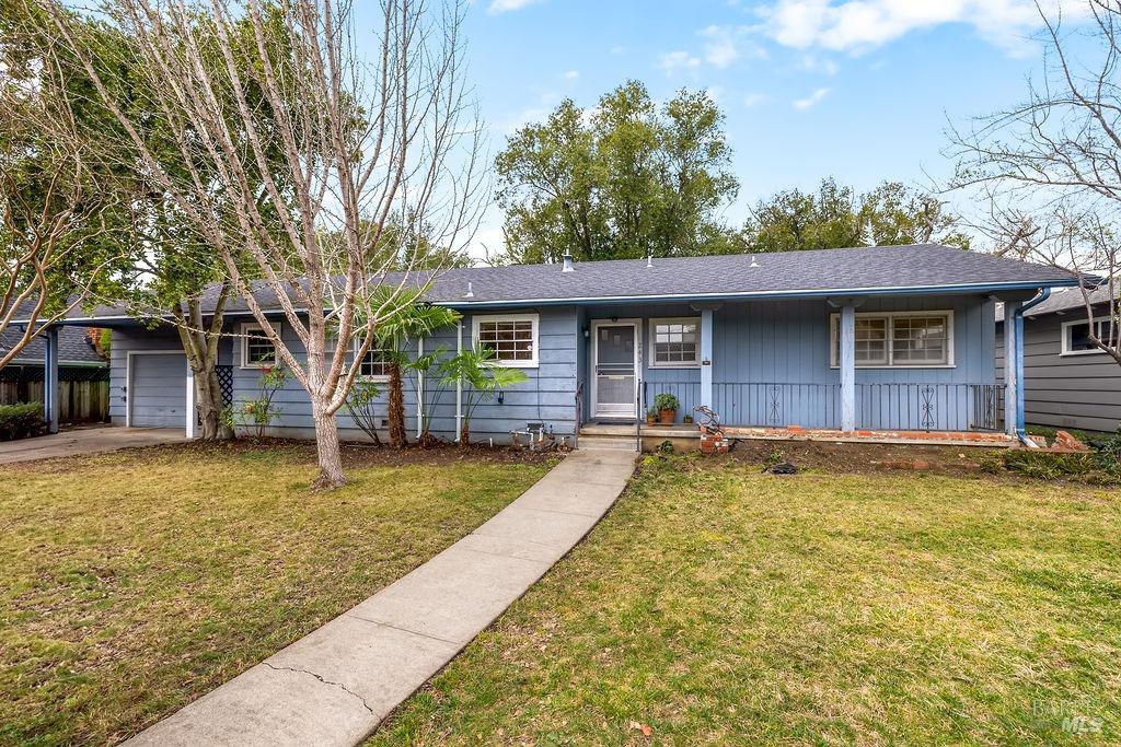 243 Jacqueline Dr