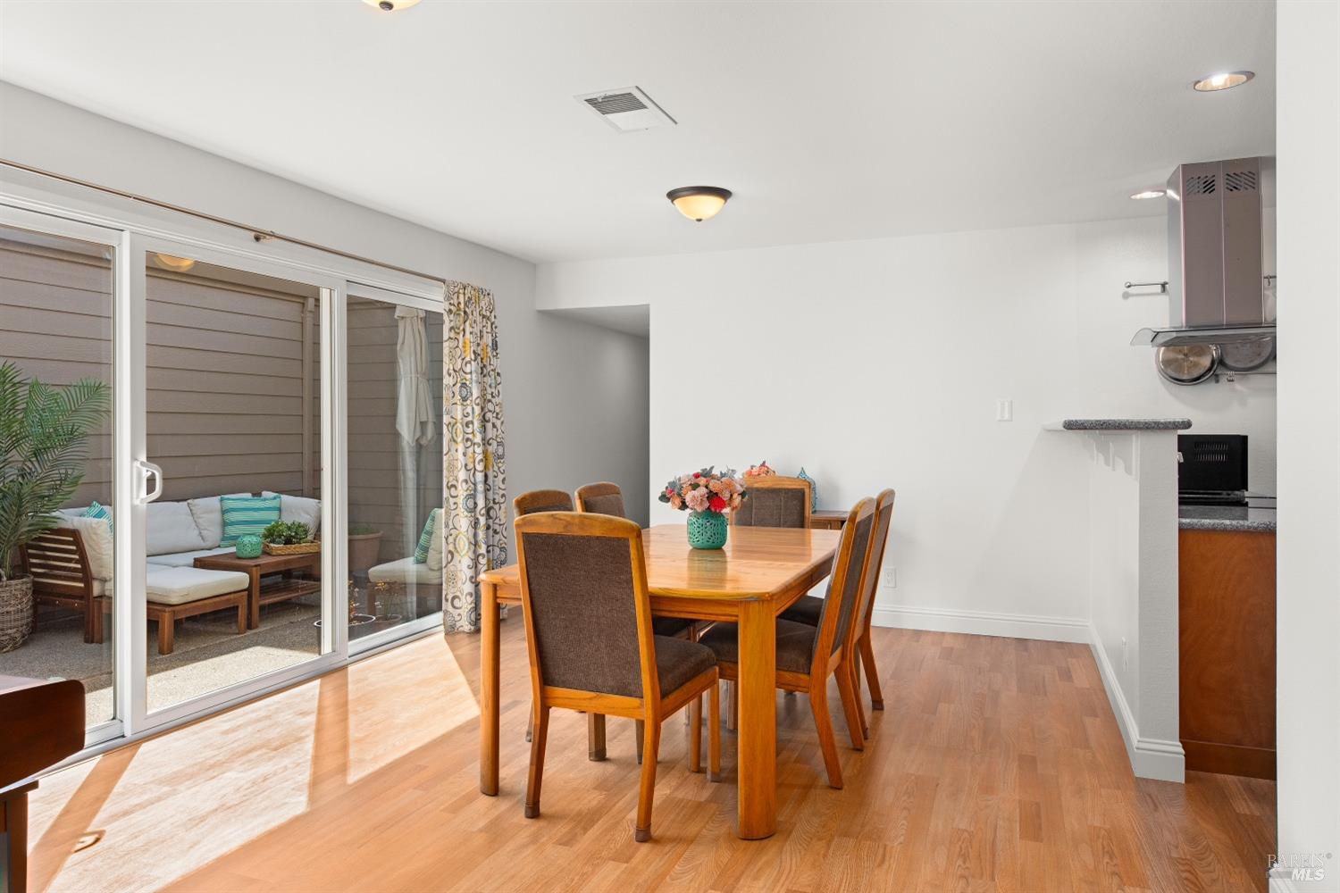 2263 Knolls Hills Circle