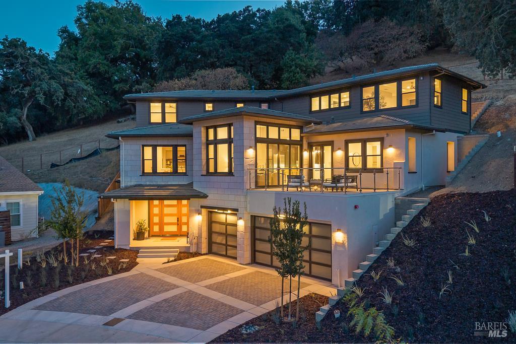 22 Oak Knoll Ct