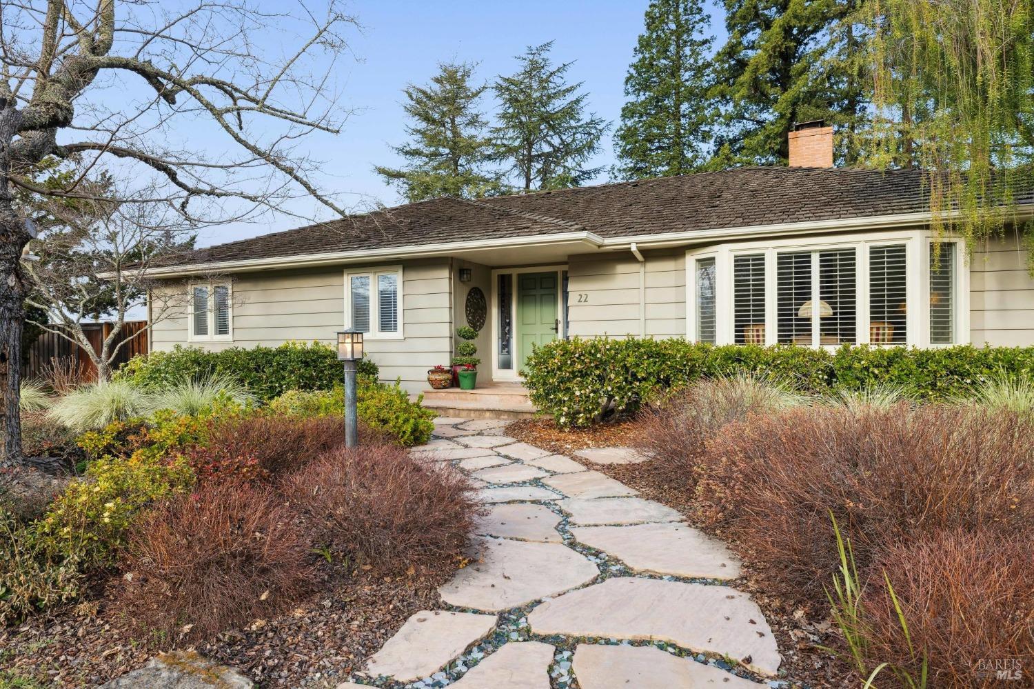 22 S Crane Ave