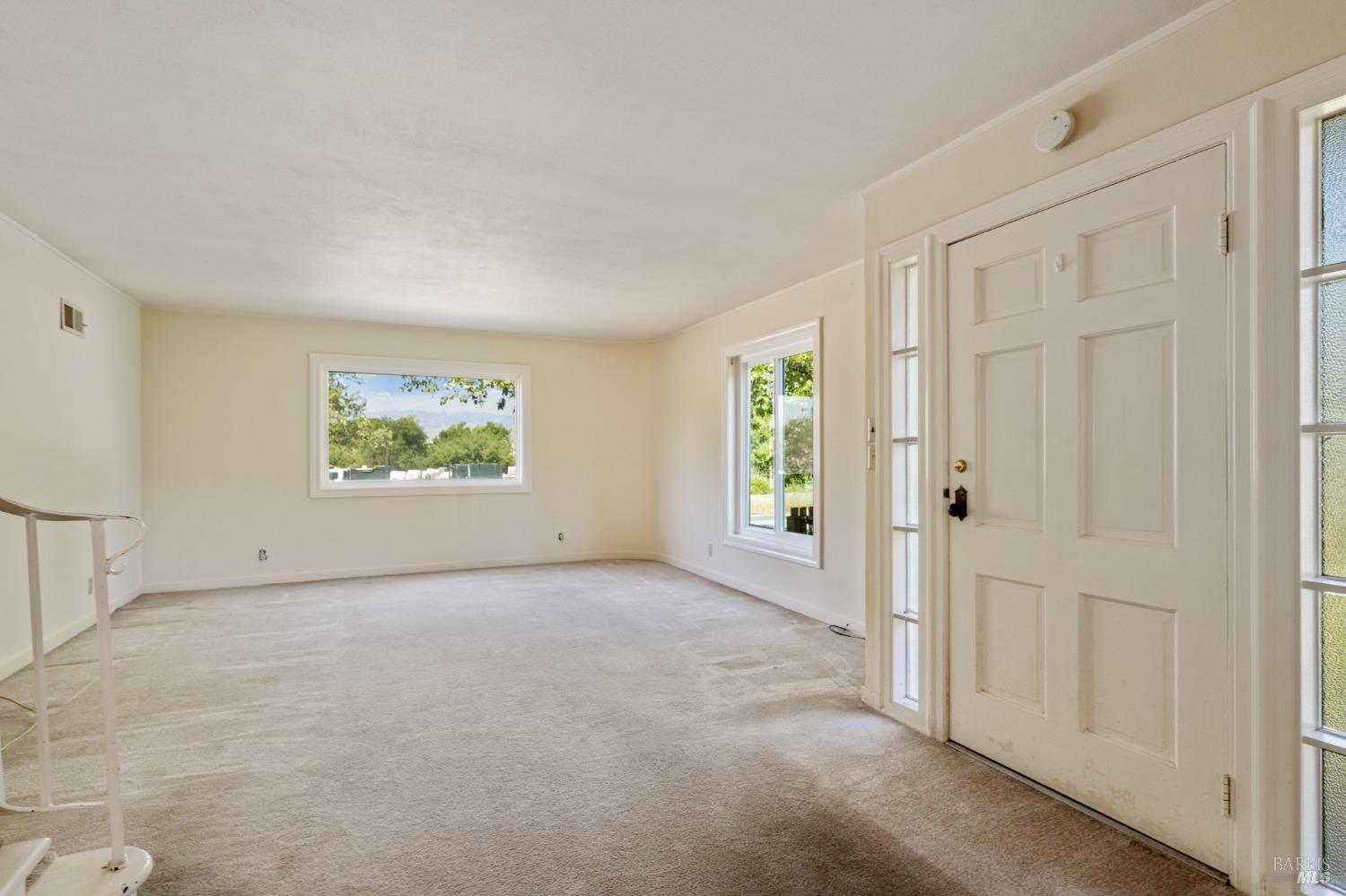 2485 Petaluma Blvd N