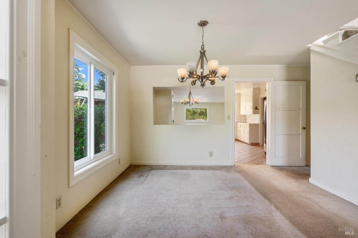 2485 Petaluma Blvd N