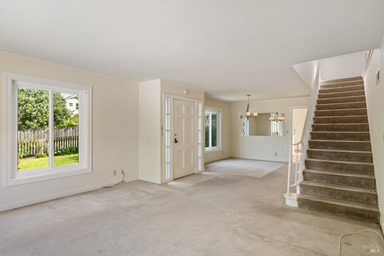 2485 Petaluma Blvd N