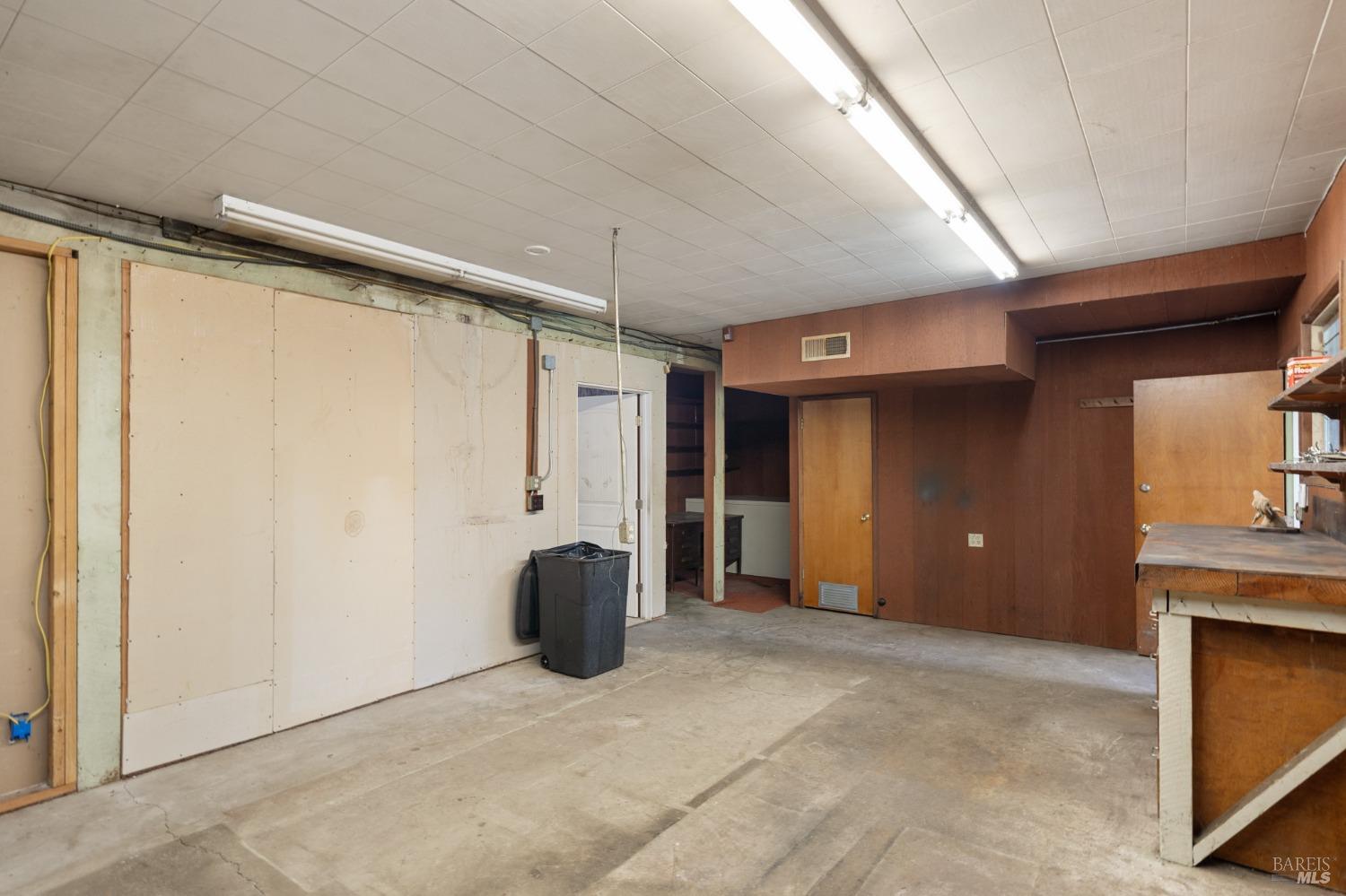 2485 Petaluma Blvd N