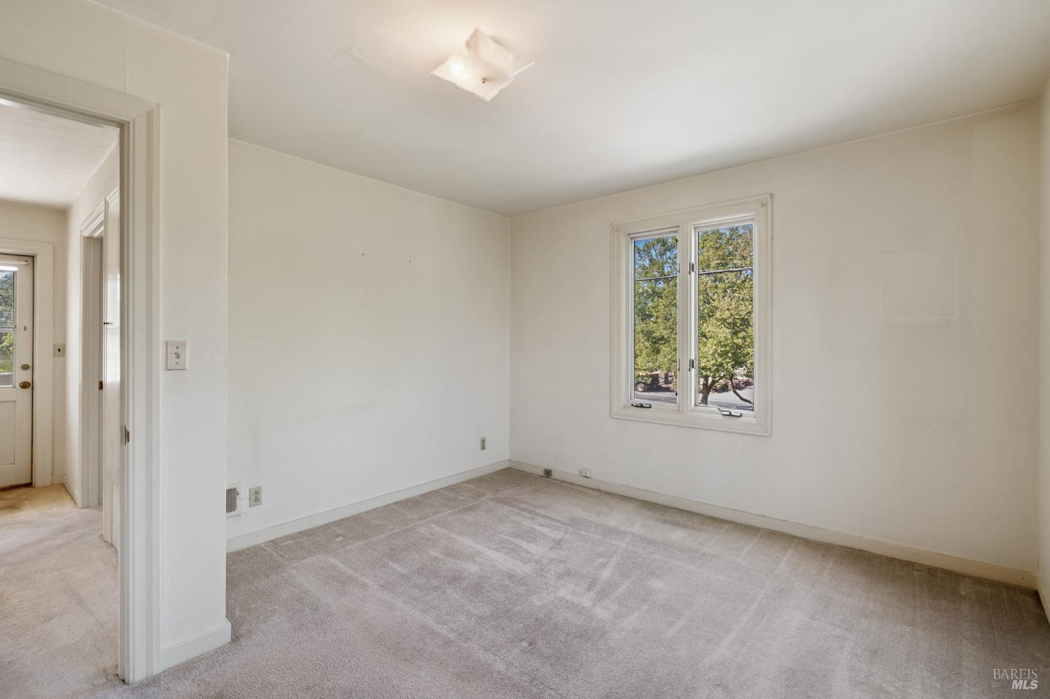 2485 Petaluma Blvd N