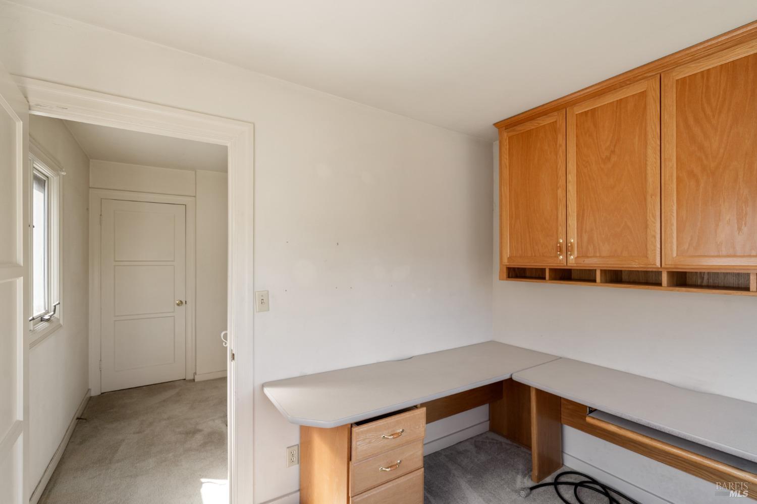 2485 Petaluma Blvd N