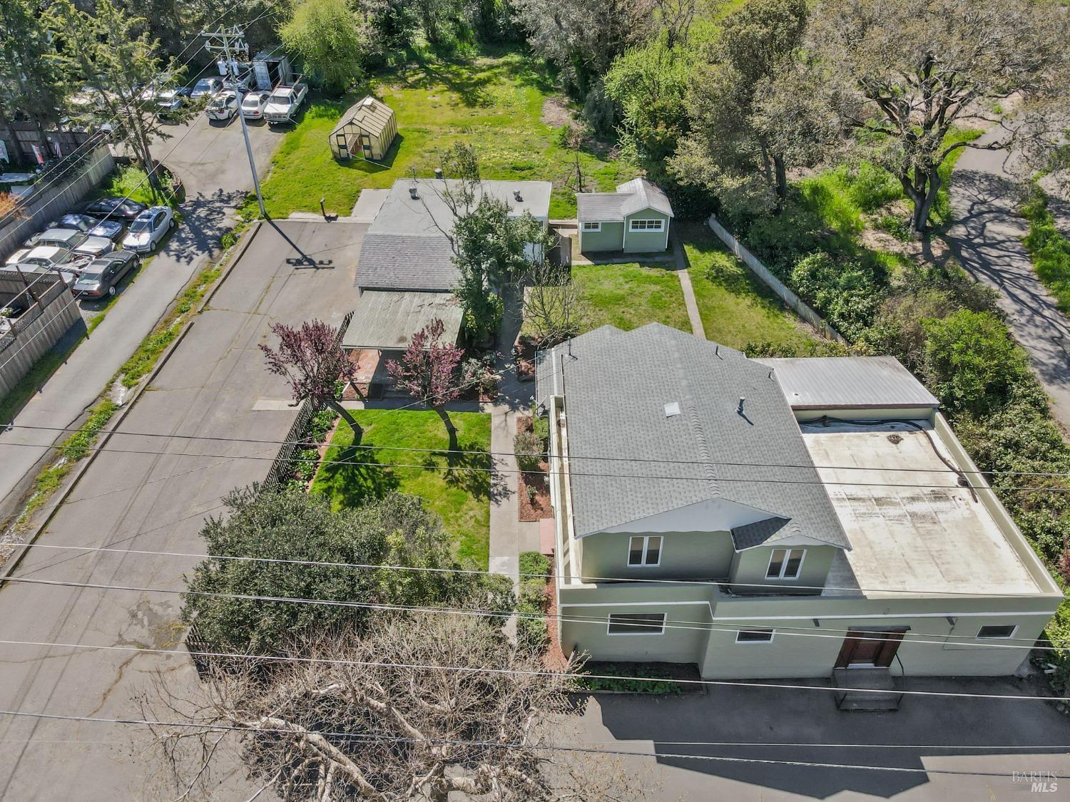 2485 Petaluma Blvd N