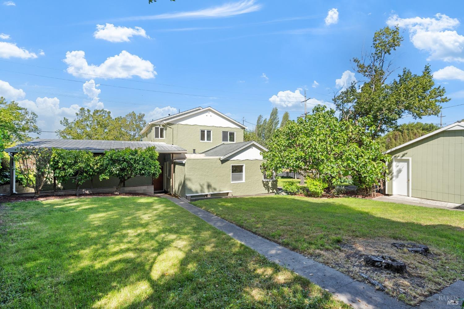 2485 Petaluma Blvd N