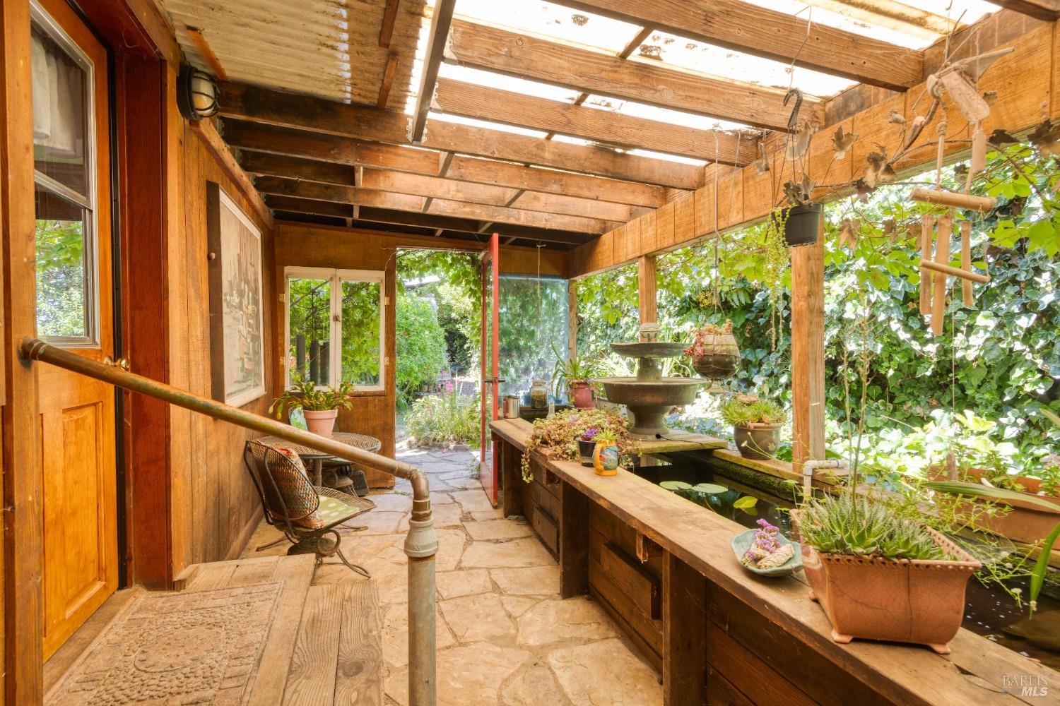 58 Magic Mountain Rd