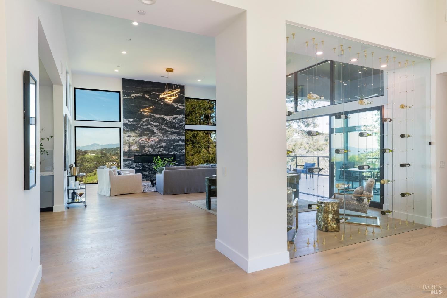 3917 Skyfarm Dr